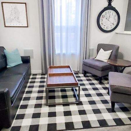 Vacation Home Minutes From Downtown, Great For Families Όγκντεν Εξωτερικό φωτογραφία
